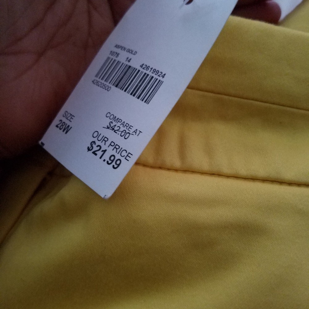 Yellow capris